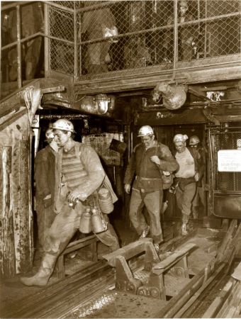 Horníci v dole Jindřich II.