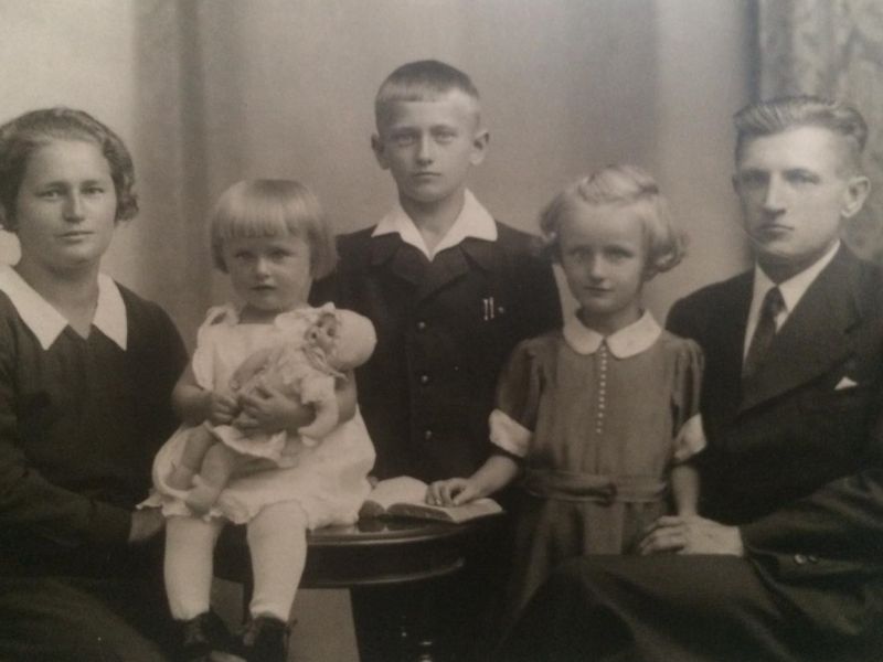 Dolujeme vzpomínky. "Byla sice velká bída, ale chuť žít a mít se líp"