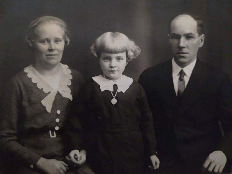 Dolujeme vzpomínky. "Z pátrání o naší rodině. Historie Kahanu a jeho obyvatel je jedinečná a neopakovatelná"